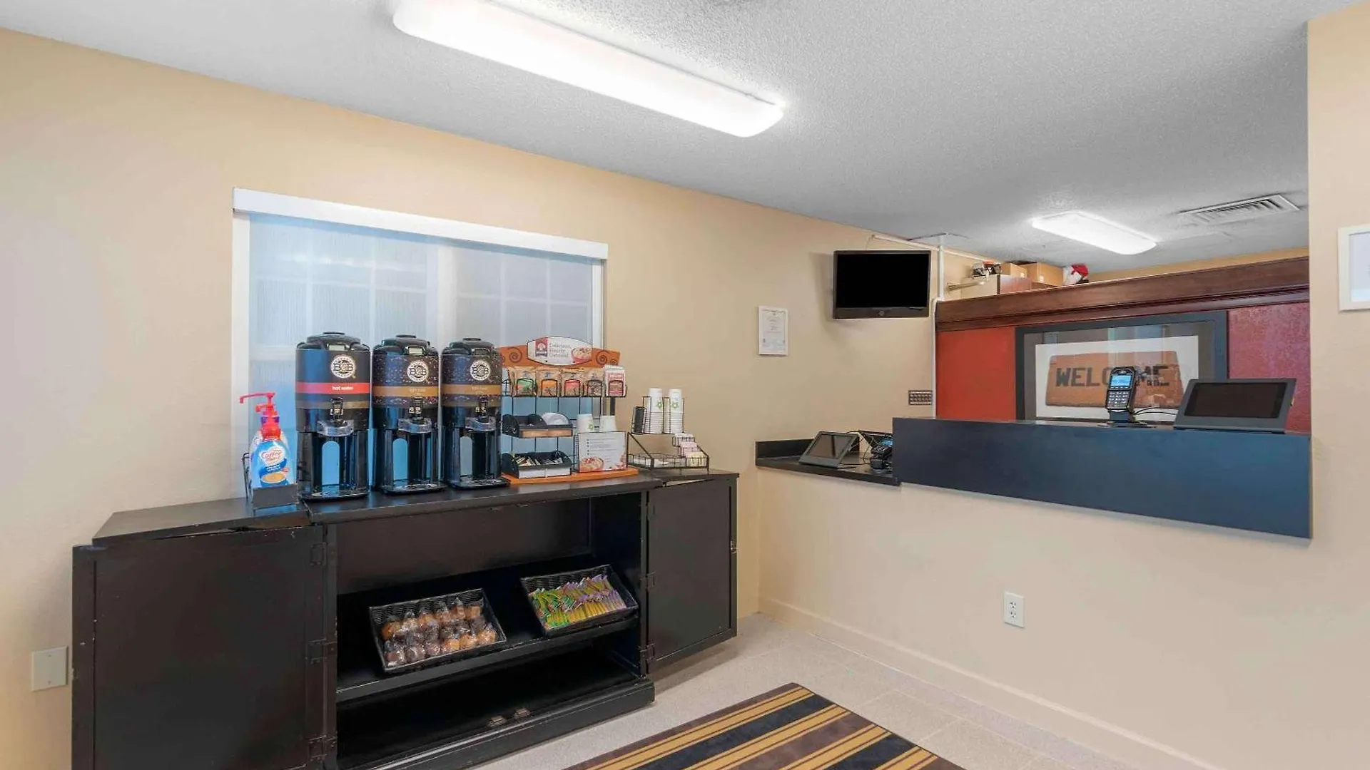 Extended Stay America Suites - Virginia Beach - Independence Blvd Hotel