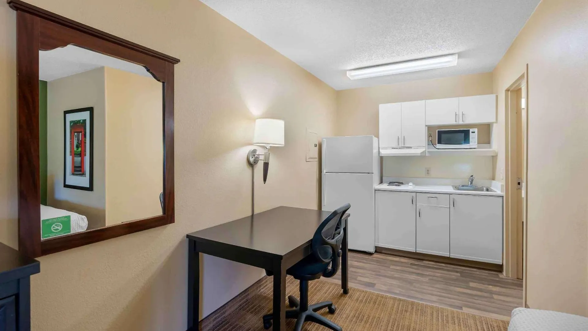 Extended Stay America Suites - Virginia Beach - Independence Blvd Hotel